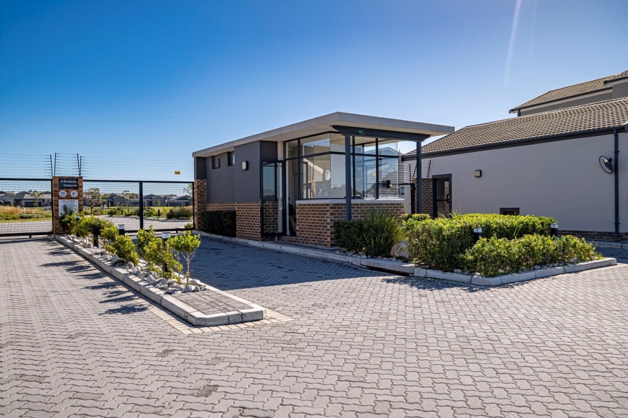 4 Bedroom Property for Sale in Westbrook Eastern Cape